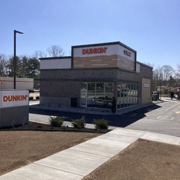 Exterior photo of Dunkin - Lebanon, Ohio Exterior photo of Dunkin - Lebanon, Ohio