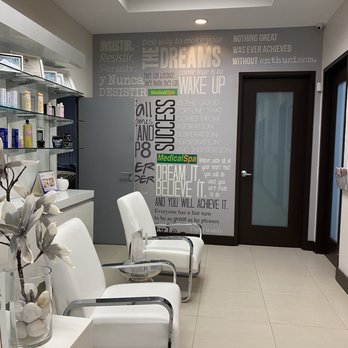 Universal Laser Center - Lobby area - Laser Hair Removal Near Me - Miami, Florida