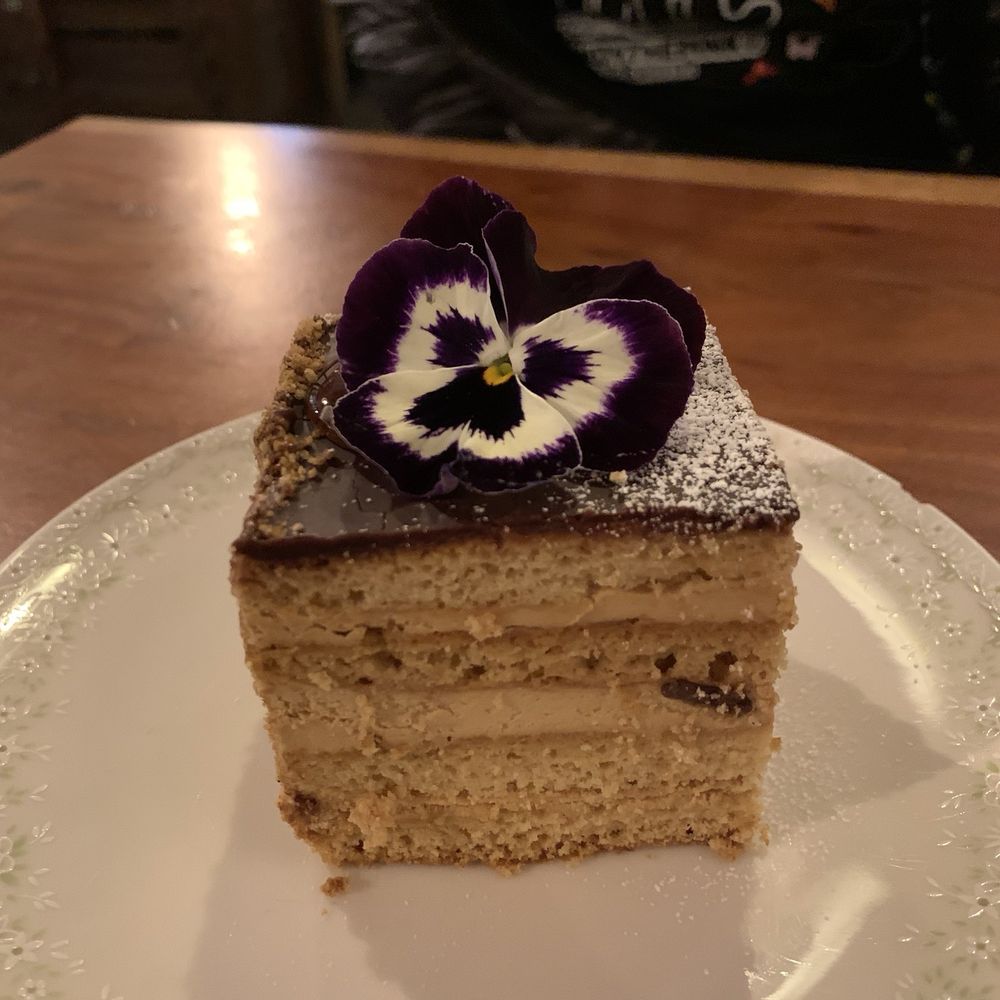 Dediko - Honey cake - Georgian Near Me - Vancouver, Washington