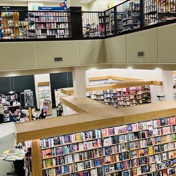 Barnes & Noble - Books - Bookstores Near Me - The Woodlands, Texas