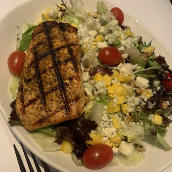 Bonefish Grill - Salmon salad (see pineapples!) - Seafood Near Me - Brandywine, Maryland