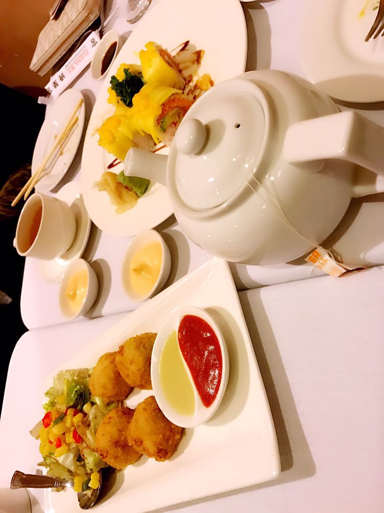 ELENA WU RESTAURANT & SUSHI BAR 92 Photos & 95 Reviews 12106 Town