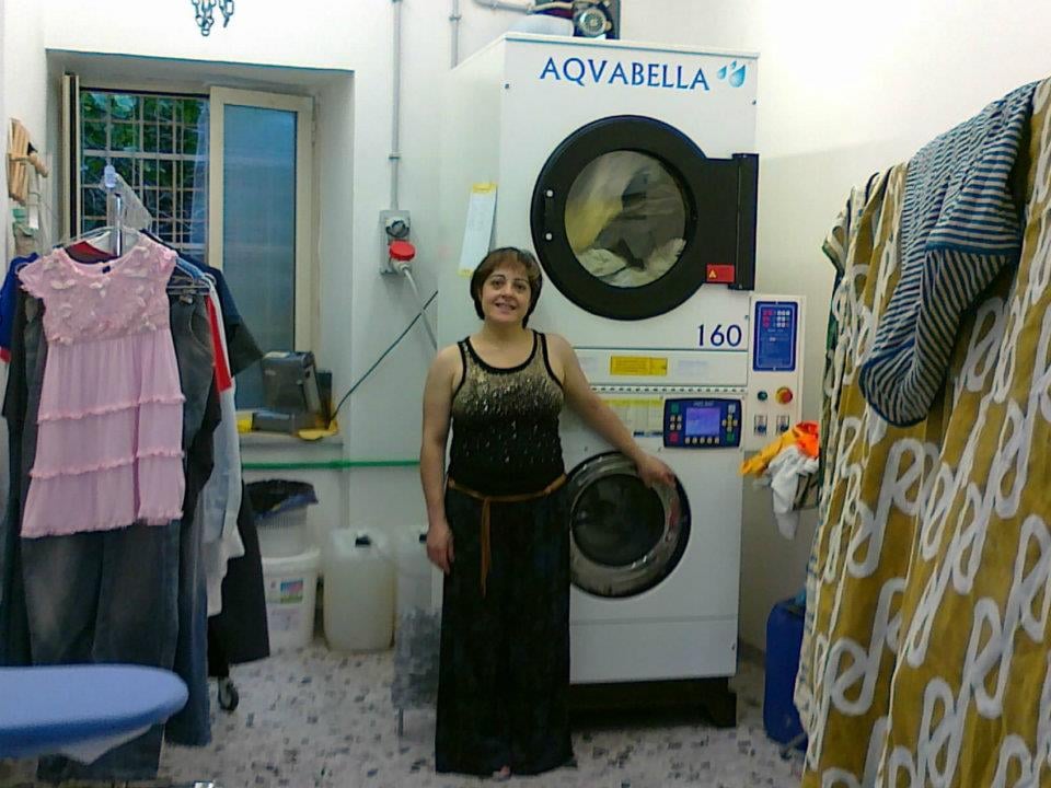 LAVANDERIA ROBERTA Via Armando Diaz 8, Cerveteri, Roma, Italy