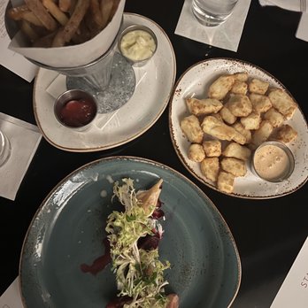 The Statehouse - Truffle fries, Fried Cheese Curds, beet salad - New American Near Me - Madison, Wisconsin