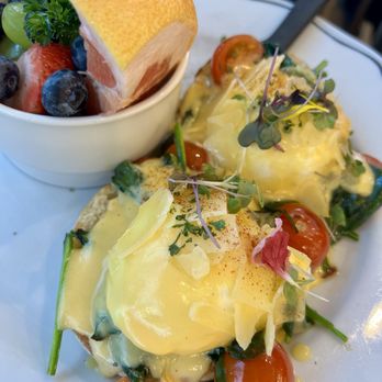 Sweet Maple - Florentine Benedict - Breakfast & Brunch Near Me - Cupertino, California
