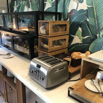 KEA LANI RESTAURANT - Breakfast & Brunch Near Me - Kihei, Hawaii KEA LANI RESTAURANT - Breakfast & Brunch Near Me - Kihei, Hawaii