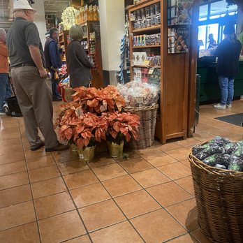 The Fresh Market - Check out area - Grocery Near Me - Roanoke, Virginia The Fresh Market - Check out area - Grocery Near Me - Roanoke, Virginia