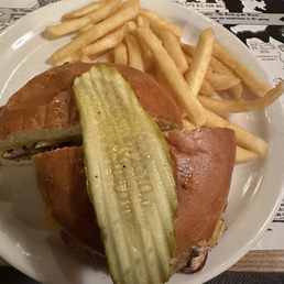Simon Baker Burger