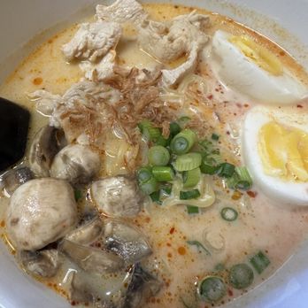 8E88 Rice & Ramen - Tom Kha Ramen - Thai Near Me - Ventura, California 8E88 Rice & Ramen - Tom Kha Ramen - Thai Near Me - Ventura, California