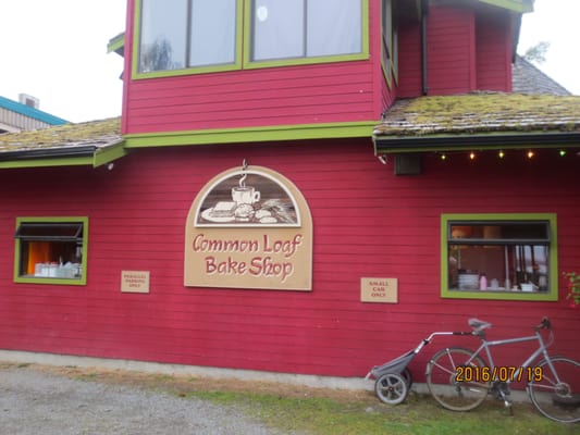 Common Loaf Bake Shop by null