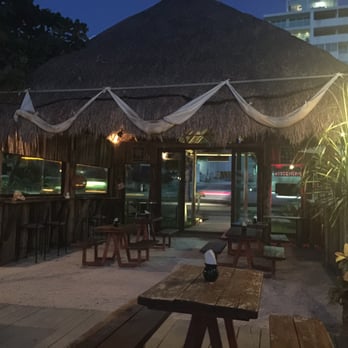 19.5 Km Restaurant - Small bar - Seafood Near Me - Cancún, ROO