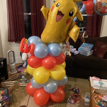 Balloons Extraordinaire - Amazing creation by Gina in a pinch - Balloon Services Near Me