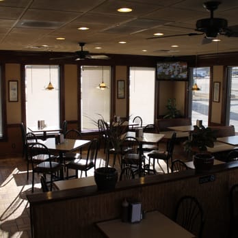 Mickey's Gyros - a dining area with tables and chairs - Fast Food Near Me - Crest Hill, Illinois Mickey's Gyros - a dining area with tables and chairs - Fast Food Near Me - Crest Hill, Illinois