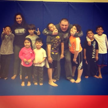 10th Planet Jiu Jitsu Van Nuys - Kids class!!!! Call and try out a free class!!! - Brazilian Jiu-jitsu Near Me - Van Nuys, California 10th Planet Jiu Jitsu Van Nuys - Kids class!!!! Call and try out a free class!!! - Brazilian Jiu-jitsu Near Me - Van Nuys, California
