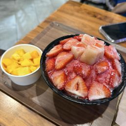 Strawberry Bingsu with a side of mango