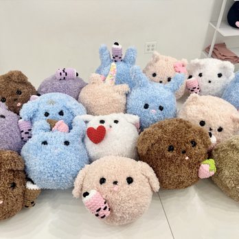 Plushumi The Plushie Workshop - Kids Activities Near Me - Pasadena, California