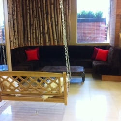 Bare Beauty Lounge