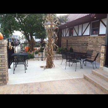 Valbo's Restaurant - Outside patio seating - American Near Me - Germantown, Illinois Valbo's Restaurant - Outside patio seating - American Near Me - Germantown, Illinois