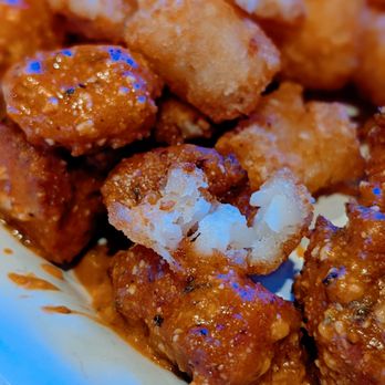 Pluckers Wing Bar - Meyerland - Chicken Wings Near Me - Houston, Texas Pluckers Wing Bar - Meyerland - Chicken Wings Near Me - Houston, Texas