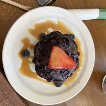 The Preacher's Daughter - Ube Bundt Cake - Cafes Near Me - Alameda, California