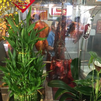 Nhu Lan Uptown - Vietnamese Near Me - Chicago, Illinois