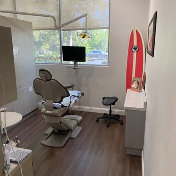 Waikiki Dental - Large treatment room - General Dentistry Near Me - Roseville, California Waikiki Dental - Large treatment room - General Dentistry Near Me - Roseville, California