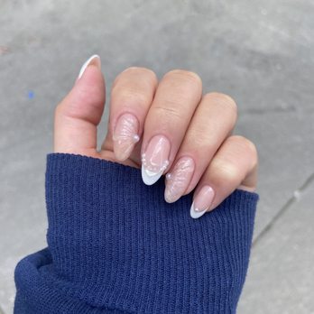 Nails Jonas Private Studio - Nail Salons Near Me - Toronto, Ontario