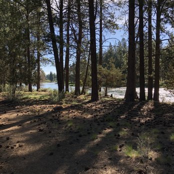 LOGE Bend - The Deschutes - Hotels Near Me - Bend, Oregon