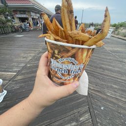 Small fry! Small fry!