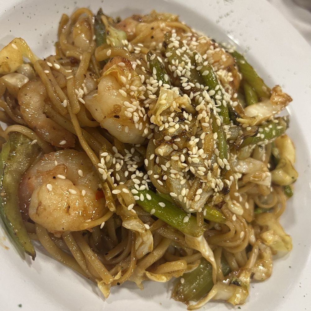 New Town Cafe - Shrimp chow mein sauce I could drink - Breakfast & Brunch Near Me - Turlock, California New Town Cafe - Shrimp chow mein sauce I could drink - Breakfast & Brunch Near Me - Turlock, California
