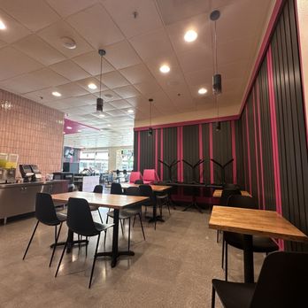 Easy Young - Inside - Asian Fusion Near Me - Anaheim, California