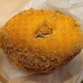 Do-Rite Donuts & Chicken - Cinnamon crunch - Coffee & Tea Near Me - Chicago, Illinois