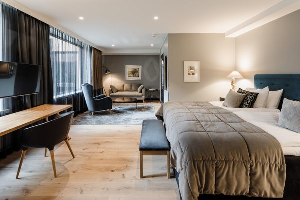 Hotel F6 by null