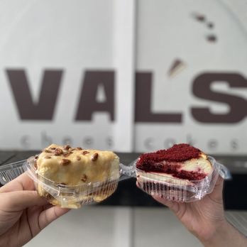 Val's Cheesecakes - Lovers lane and bae - Desserts Near Me - Dallas, Texas