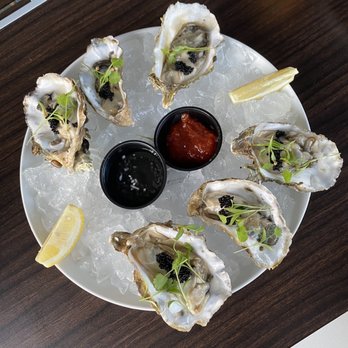 La Cosecha Bar + Restaurant - Oysters - Spanish Near Me - Paso Robles, California