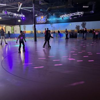 Epic Rollertainment - Skating rink - Skating Rinks Near Me - Murrieta, California
