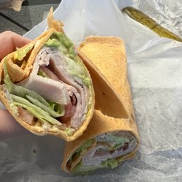 Garden turkey wrap with no cheese.