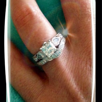 Shane Co. - Yeah!!!!! - Jewelry Near Me - Tigard, Oregon Shane Co. - Yeah!!!!! - Jewelry Near Me - Tigard, Oregon