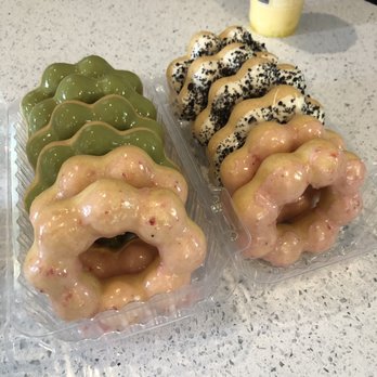 Le Creme - $10.50 for 6 mochi donuts (green tea, strawberry and Oreo) - Desserts Near Me - San Jose, California Le Creme - $10.50 for 6 mochi donuts (green tea, strawberry and Oreo) - Desserts Near Me - San Jose, California