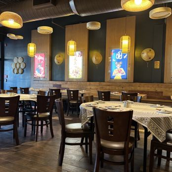 Szechuan Village Pho & Dimsum - Very nice interior - Dim Sum Near Me - Evesham, New Jersey