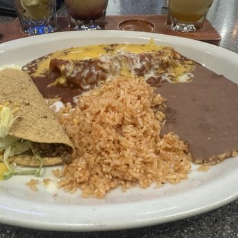 Casa Garcia's - Pflugerville - Lunch Beef Enchiladas - Tex-Mex Near Me - Pflugerville, Texas Casa Garcia's - Pflugerville - Lunch Beef Enchiladas - Tex-Mex Near Me - Pflugerville, Texas