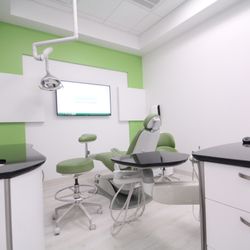 Luminous Dental Studio - Dental exam room.