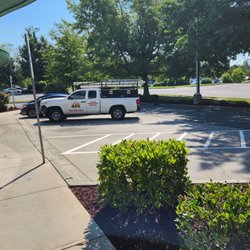 Krispy Kreme - Parking