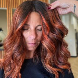 Dye Hard Salon