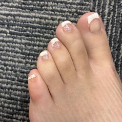 V Nails Salon - Toe nails