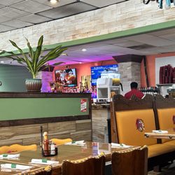 3 Agaves Mexican - Bar area