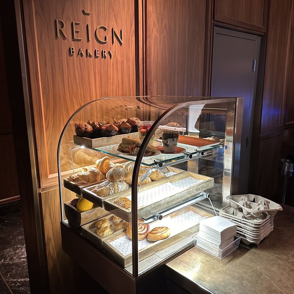REIGN Restaurant - Cocktail Bars Near Me - Toronto, Ontario REIGN Restaurant - Cocktail Bars Near Me - Toronto, Ontario