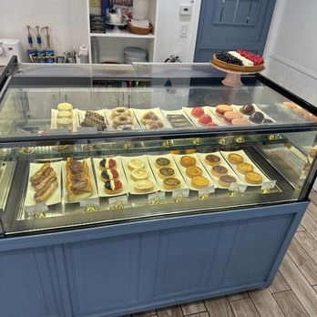 Ludivine Paris - Happy Bastille Day! Such elegance and deliciousness! - Patisserie/Cake Shop Near Me - Los Angeles, California