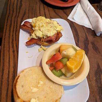 Ruby Slipper Baton Rouge - Cafes Near Me - Baton Rouge, Louisiana