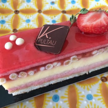 K Pultau - Daily little cakes to choose from. - Cafes Near Me - Saint-Sulpice, VD